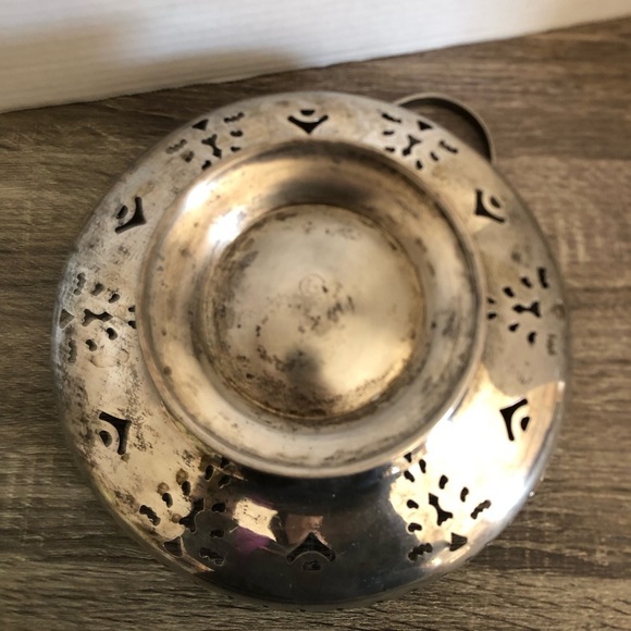 Vtg Silver Decorative Basket with Handle and Etched Design - Picture 8 of 13